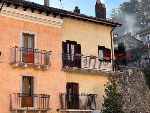 Trilocale in vendita a Pescasseroli