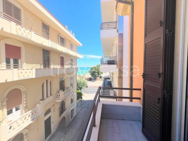 Trilocale in vendita a Pescara via Boccaccio, 26, Piazza Salotto Corso Umberto