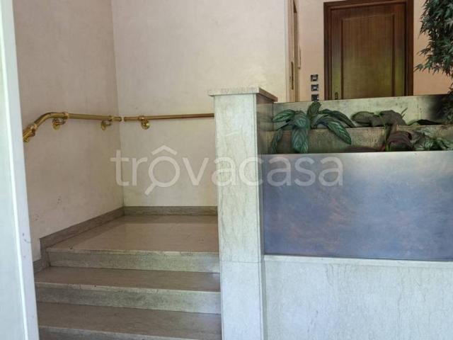 Trilocale in vendita a Piacenza via Giuseppe Manfredi, Zona 2000