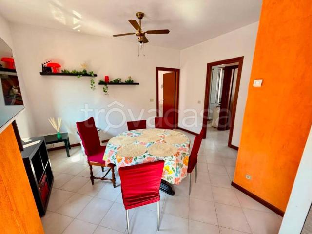 Trilocale in vendita a Piacenza via Pier Enrico Astorri, Via Taverna Ospedale