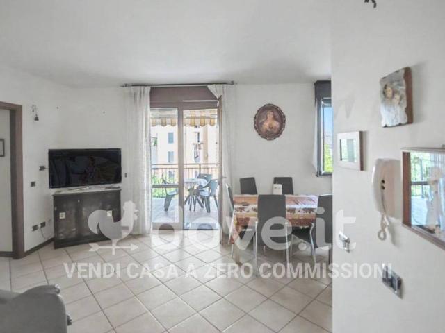 Trilocale in vendita a Reggio nell'Emilia via Tonale, 4, Stazione Reggiane
