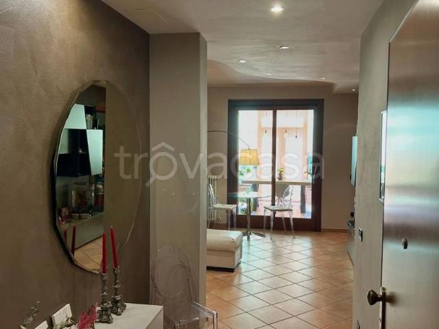 Trilocale in vendita a Reggio nell'Emilia via Delmino Spaggiari, Roncocesi Villaggio Crostolo