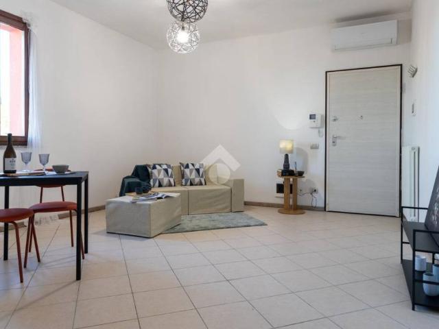Trilocale in vendita a Reggio nell'Emilia via Ferdinando Miselli, Sesso