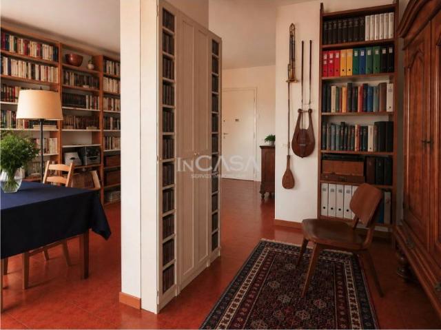 Trilocale in vendita a Roma via Camerata Picena, 379, Fidene
