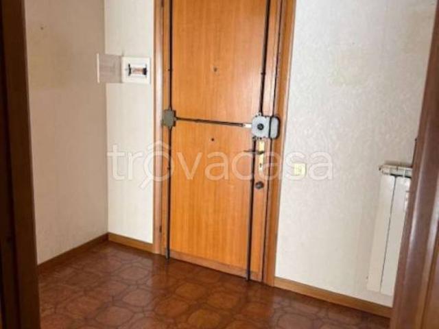 Trilocale in vendita a Roma via Carlo Bosio 110, Ostia Ponente