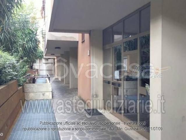 Trilocale in vendita a Roma via Fiastra, 61, Fidene