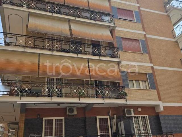 Trilocale in vendita a Roma, Villa Gordiani