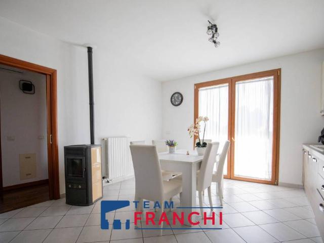 Trilocale in vendita a San Gervasio Bresciano via Francesco Gogna, 29