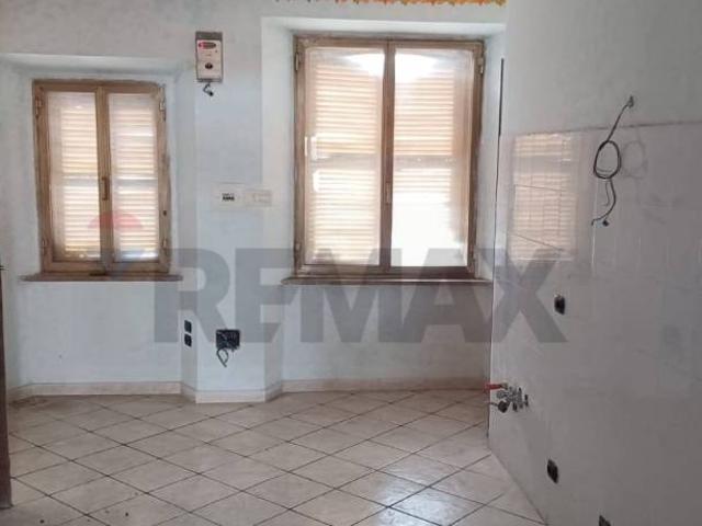 Trilocale in vendita a Scurcola Marsicana via carseolana, 23