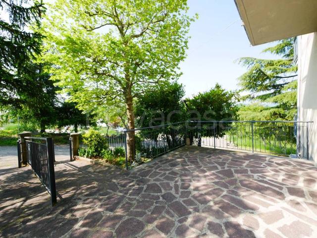 Trilocale in vendita a Serramazzoni via Giardini Nord