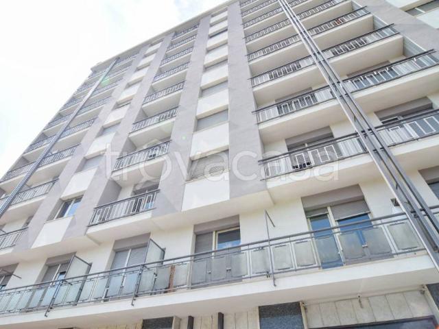 Trilocale in vendita a Torino corso Orbassano, 356, Centro Europa