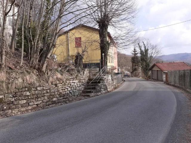 Trilocale in vendita a Torriglia