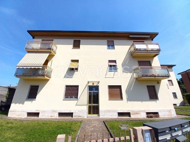 Trilocale in vendita a Treviglio via Villafranca