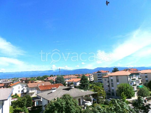 Trilocale in vendita a Udine via Monte Grappa, 73, Volontari Planis