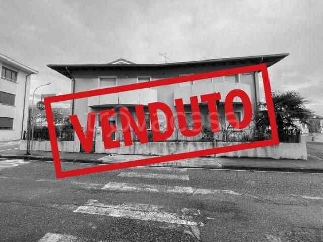 Trilocale in vendita a Urbignacco, Buja