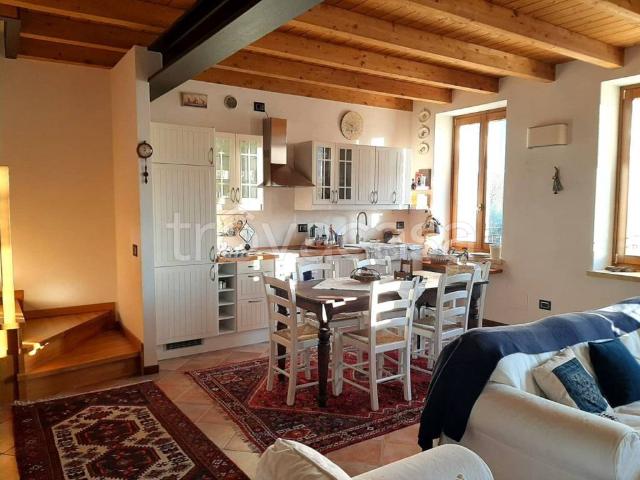 Trilocale in vendita a Valeggio sul Mincio via del Garda, Salionze