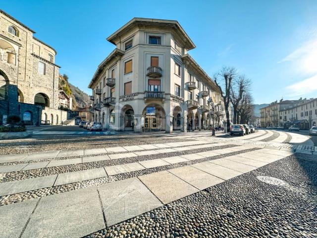 Trilocale in vendita a Varallo via Roma 5