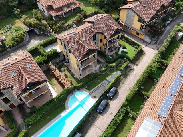 Trilocale in vendita a Varano Borghi via San Michele