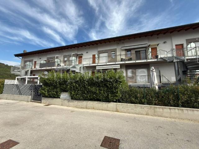 Trilocale in vendita a Vazia, Rieti