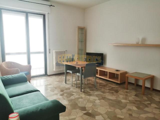 Trilocale in vendita a Veduggio con Colzano via Concordia 1