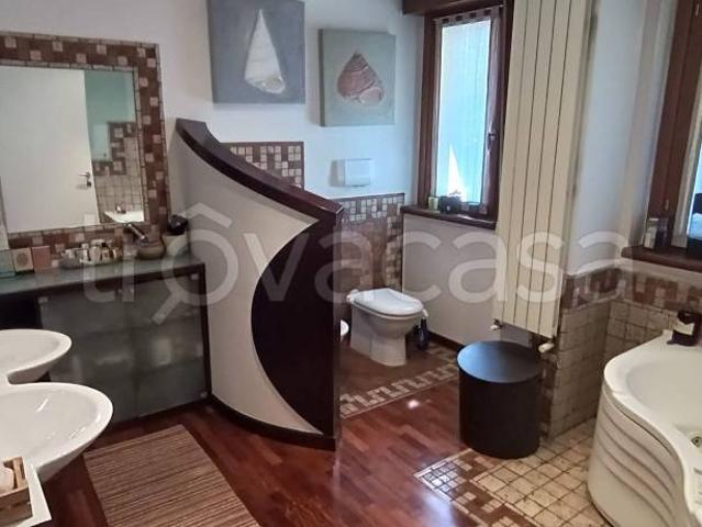 Trilocale in vendita a Verona, Borgo Roma