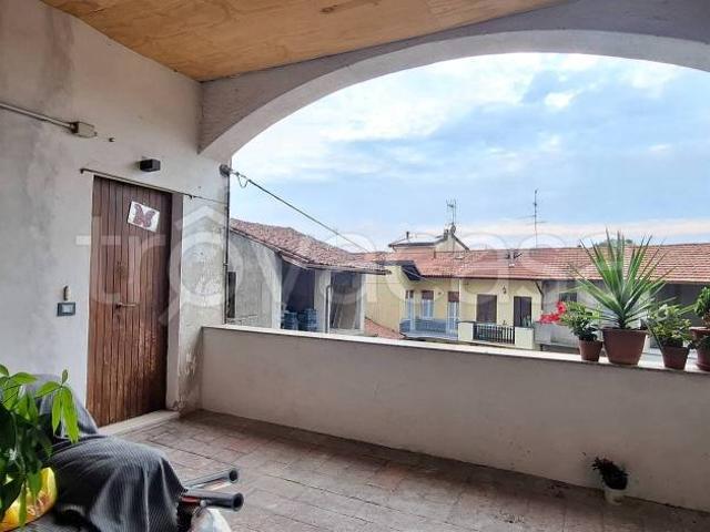 Trilocale in vendita a Verano Brianza via Nazario Sauro, 38