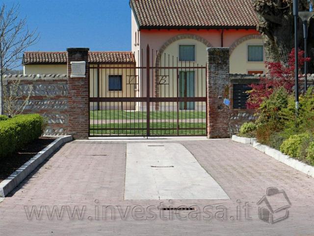 Trilocale in vendita a Vigasio, Forette