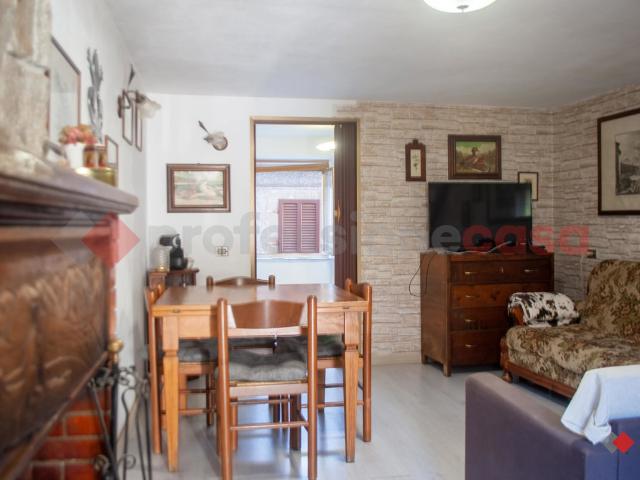 Trilocale in vendita a Villa Collemandina