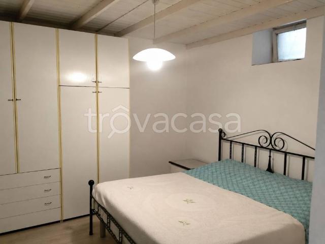 Trilocale in vendita a Vittoria via Bari