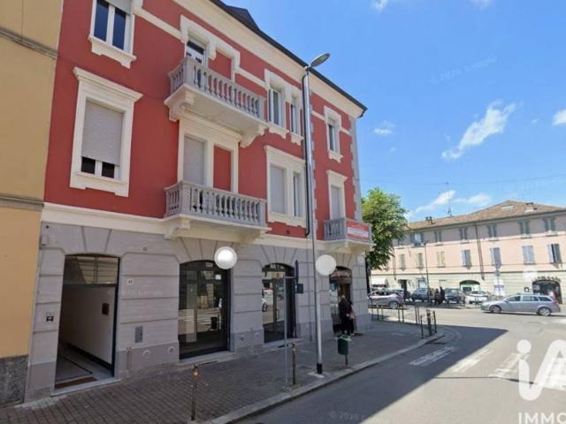 Trilocale in vendita a Voghera