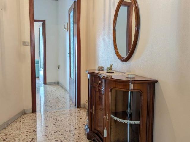 Trilocale in vendita ad Aci Catena via IV novembre 140