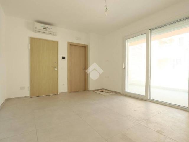 Trilocale in vendita ad Alba Adriatica via Firenze, 39