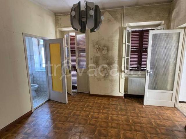 Trilocale in vendita ad Alessandria, Piazza della Libertà