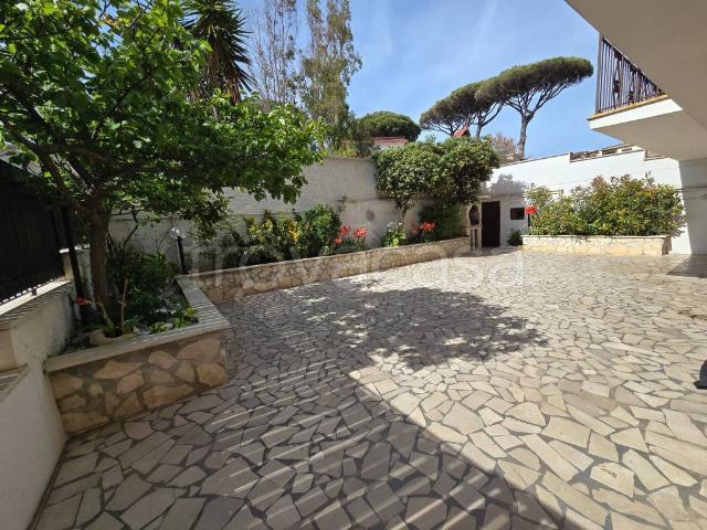 Trilocale in vendita ad Anzio via Sibilla, 3, Lido di Cincinnato Sirene