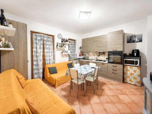 Trilocale in vendita ad Asti, Quarto Valenzani