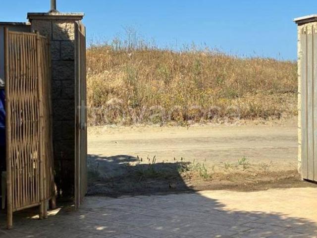 Trilocale in vendita ad Ardea via Avellino, Marina di Ardea