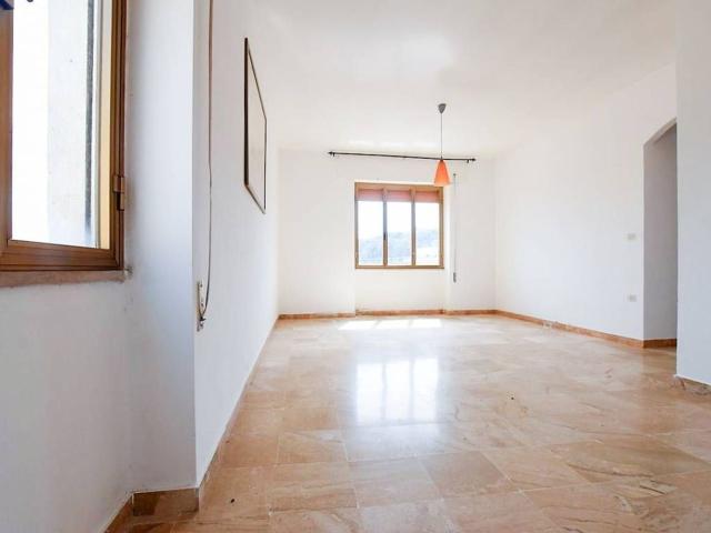 Trilocale in vendita in viale brigata sassari 31, Chiaramonti