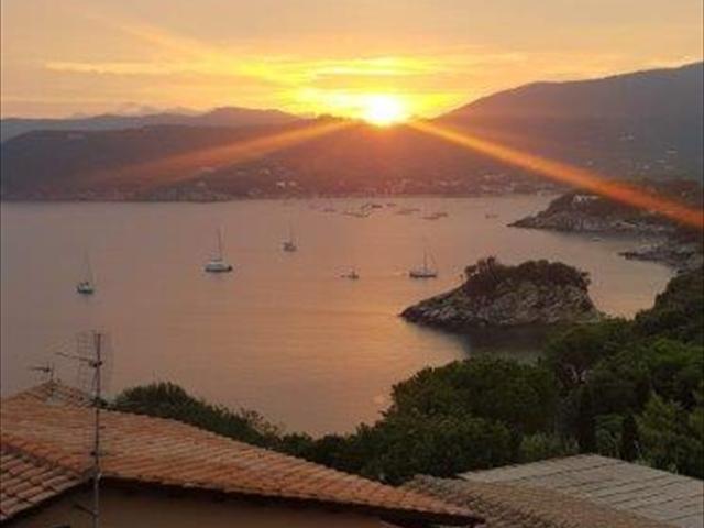 Trilocale in vendita, Marciana redinoce