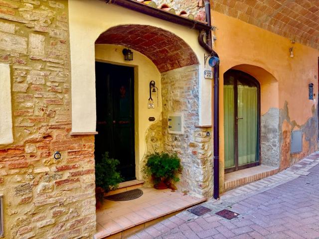 Trilocale in vendita, Montaione iano