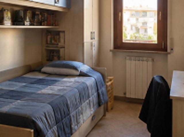 TRILOCALE IN ZONA SOAVE CENRTO SU DUE PIANI