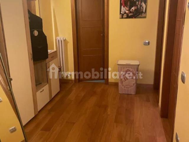 Trilocale ottimo stato, Ortezzano