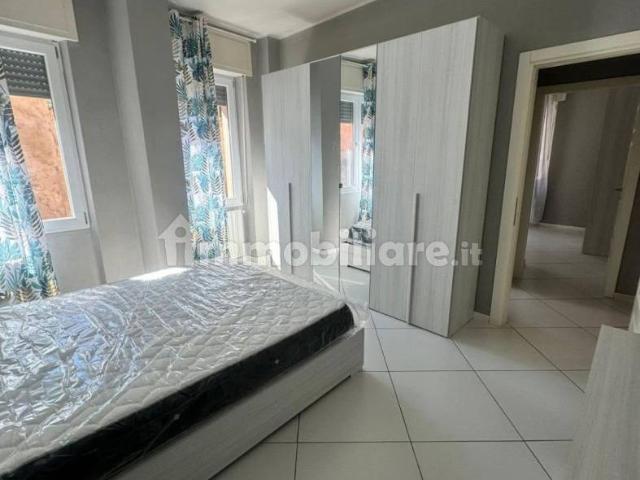 Trilocale ottimo stato, piano rialzato, Centro, Stradella