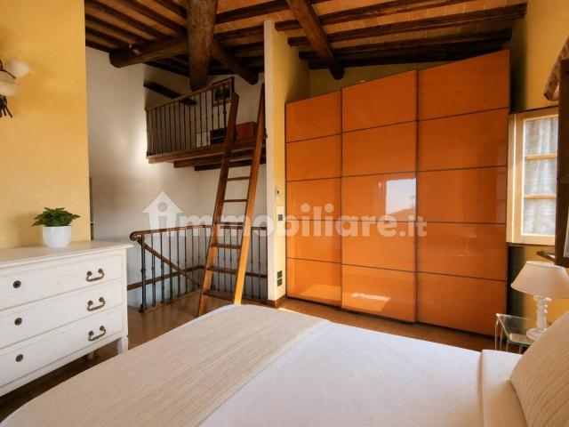 Trilocale ottimo stato, piano terra, Centro, Vinci