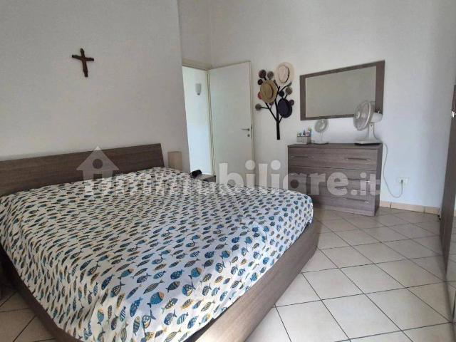 Trilocale ottimo stato, piano terra, Centro, Piombino