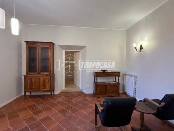 Trilocale ottimo stato, primo piano, Centro, Adro