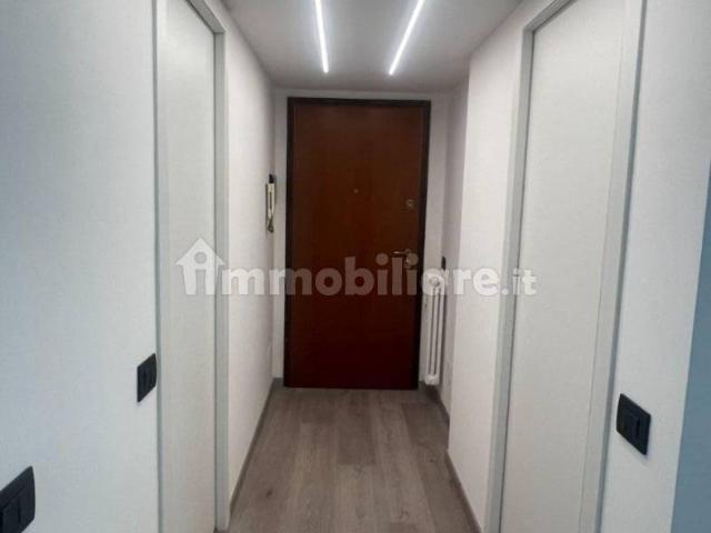 Trilocale ottimo stato, primo piano, Centro, Aosta