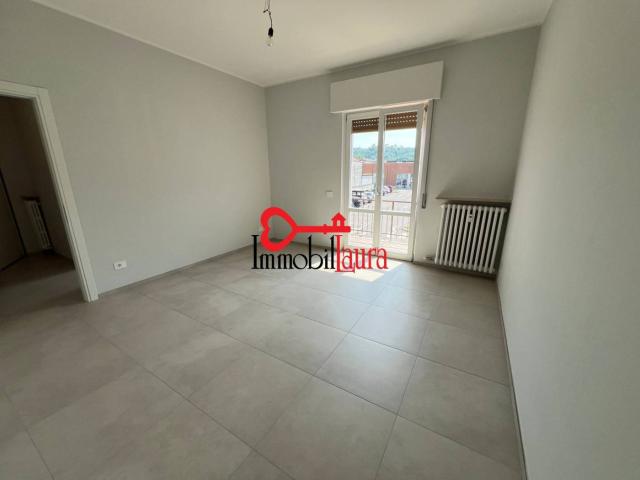 Trilocale ottimo stato, primo piano, Centro, Arcisate