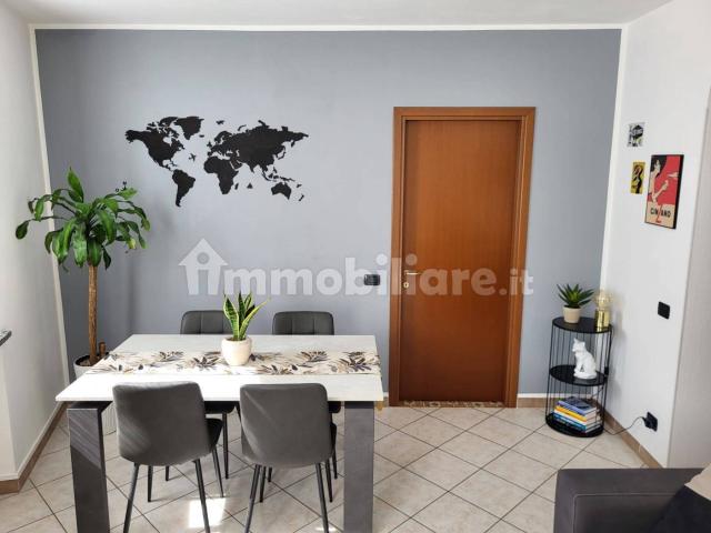 Trilocale ottimo stato, primo piano, Laveno, Laveno Mombello