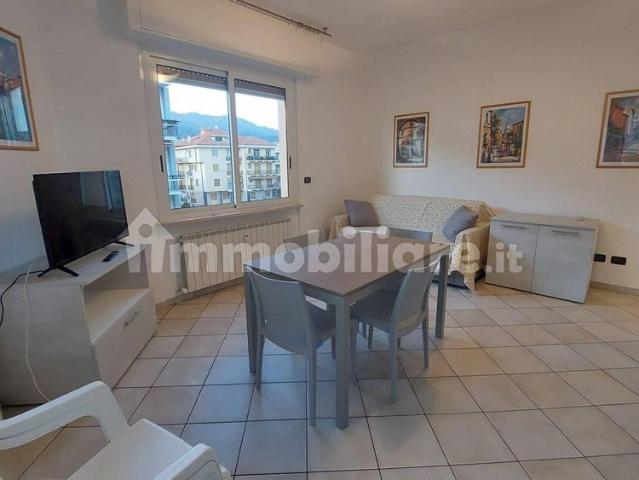Trilocale ottimo stato, quarto piano, Centro, Loano