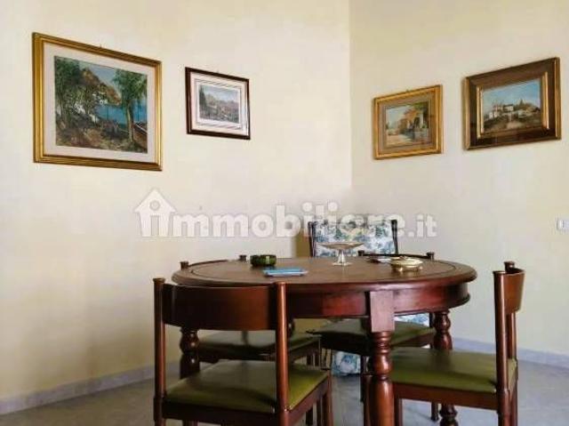Trilocale ottimo stato, quarto piano, Montepellegrino, Palermo